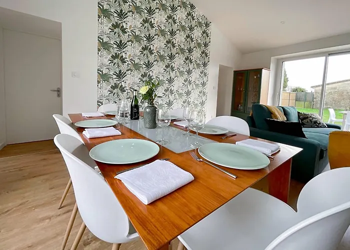 Feriehus Echappee De La Loire - Jardin - Parking - 3 Chamb. Divatte-sur-Loire